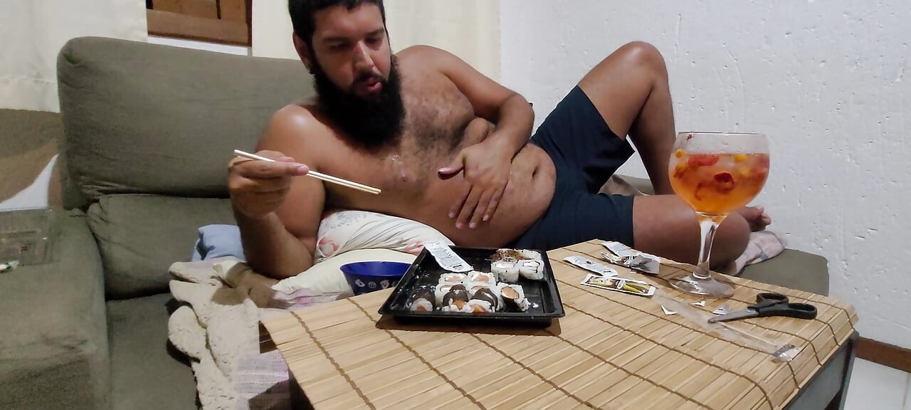 100-Piece Sushi Challenge: Completely Maxed Out & Bloated