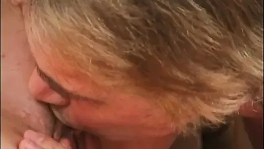 Китти Фокс: Девушка-согревающая