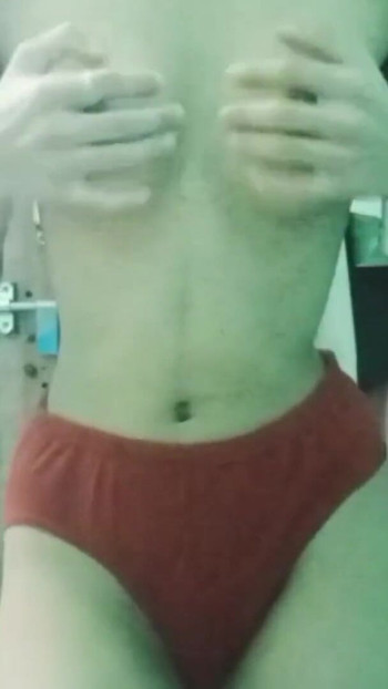 Key moment from "Indian teen show her ass and boob"