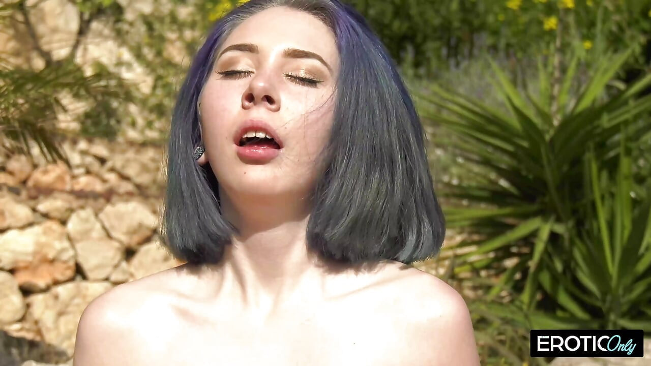 A Nice Day at the Pool, Perfect for Teen Fucking in the Sun