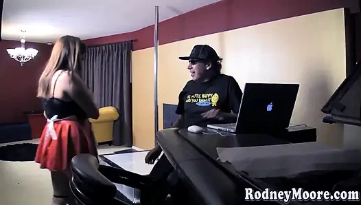 Klasik pawg büyük memeler ve büyük yüze boşalma