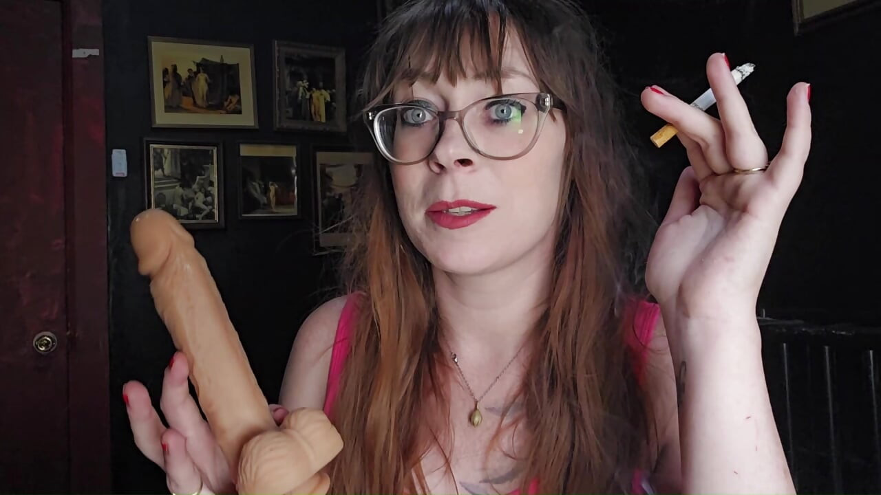 Pani Thrope Pali i Dildo do palenia ust