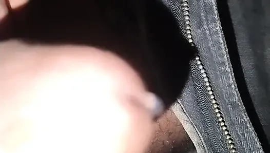Penis masajı sert sıkı penis desi