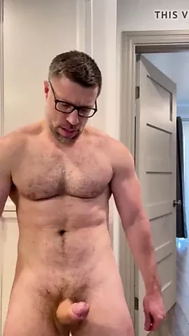 daddy hand free CUm show
