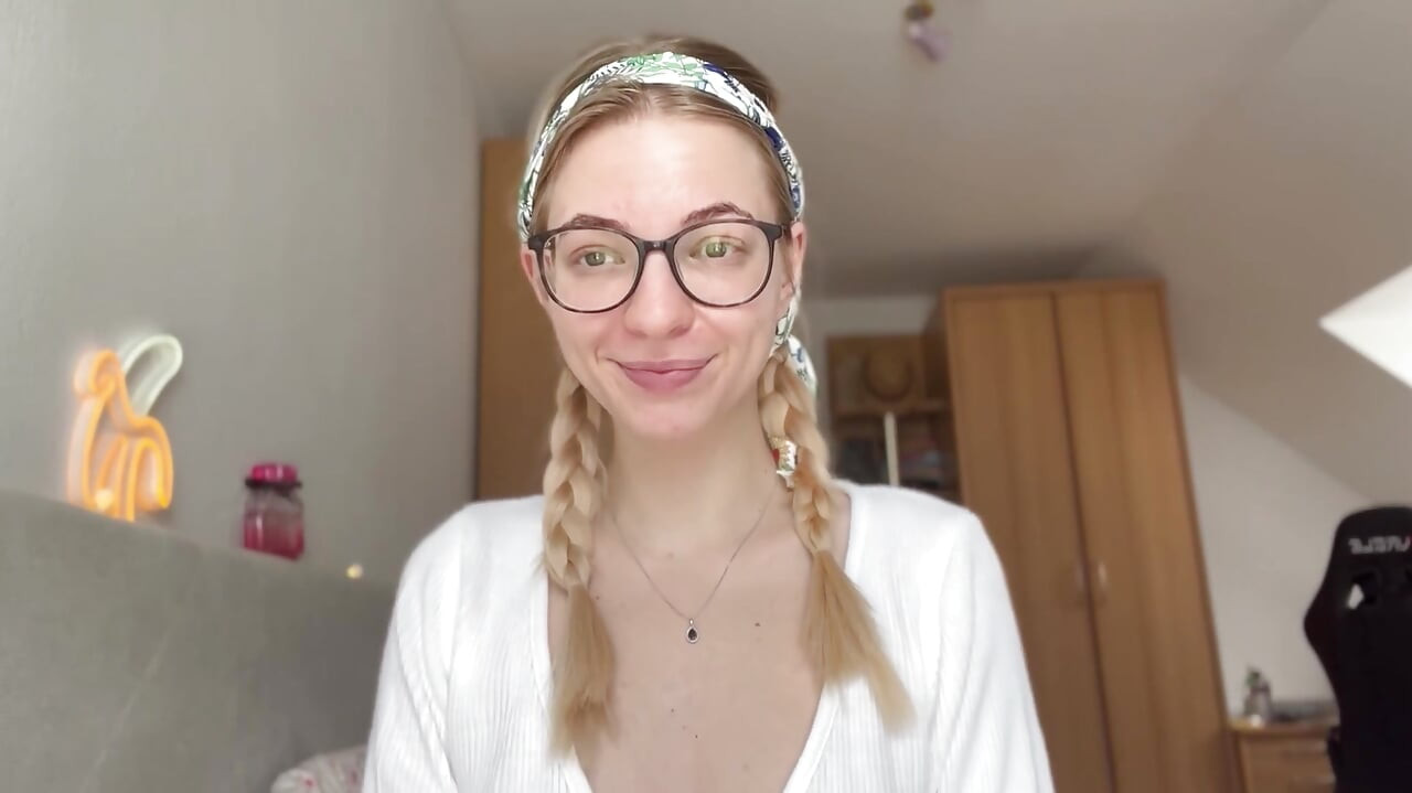 Pros and Cons of Being in a Female Led Relationship (for Both Genders)