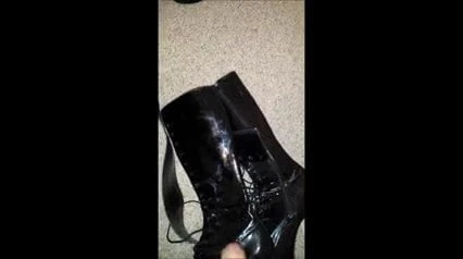 Cum on stripper boots