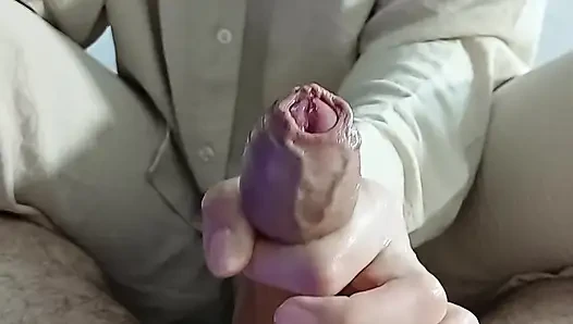 The secretary tries her best, but still ruined her boss's orgasm.