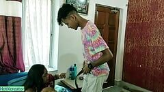 Seks mengejut boudi panas Benggali dengan jiran adik ipar!! Desi Chudai
