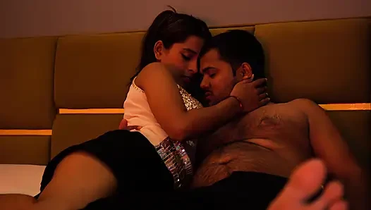 Indian Ladke ne apni girlfriend ko bulaya chodne ke liye, Indian ladke ki girlfriend aayi usse milne