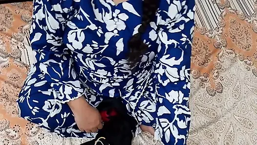 Gadis punjabi india dengan pantat super hot lagi asik ngentot