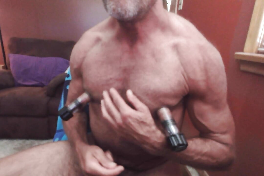 Gay Nipple Pig pumping nipples, flexing pecs