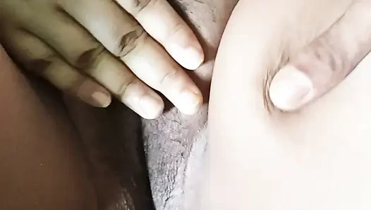Adik tiri Bengali pengen dientot habis-habisan - seks kasar