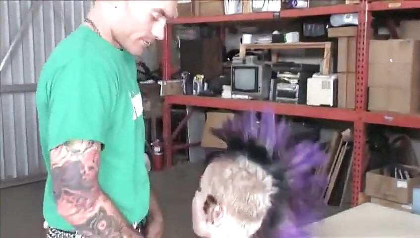Tattooed and pierced chick gets fucked