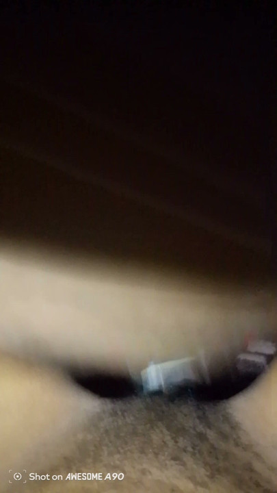 コンドーム着けて妻を犯す