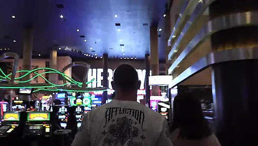 Marley Brinx Goes  on a Date, Lets you Rub her Pussy and Takes a Bath