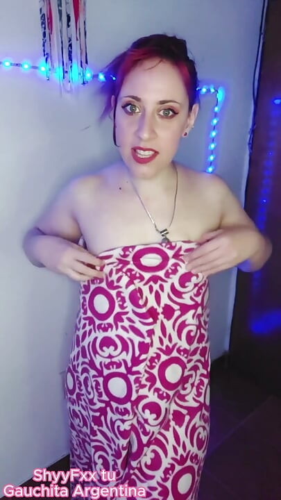 害羞的屁股女主调教司机挖直到Vanvid Ved Nytrs Middag! 撸管