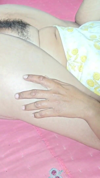 Must-see moment from "Hot bhabhi komal fisting by her husband Hot_girl"