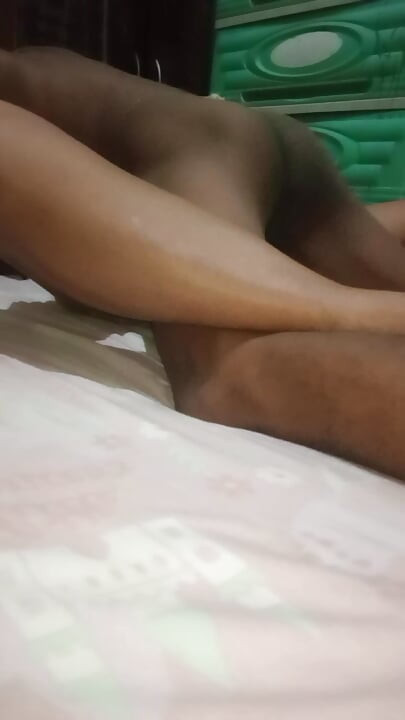 kinantot ako ni fubu kahit may tao sa labas
