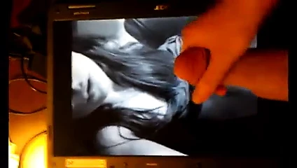 -sluttypeachy için haraç