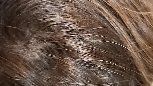 Быстрый трах горячей замужней пары в гостиной аматор