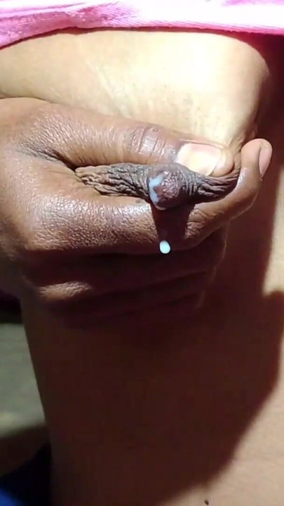 Desi ragazza 18+ femmina calda casa video hot .... | Clip 1