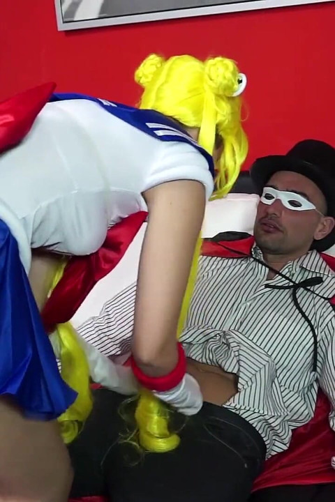 Cosplay girl makes him cum hard