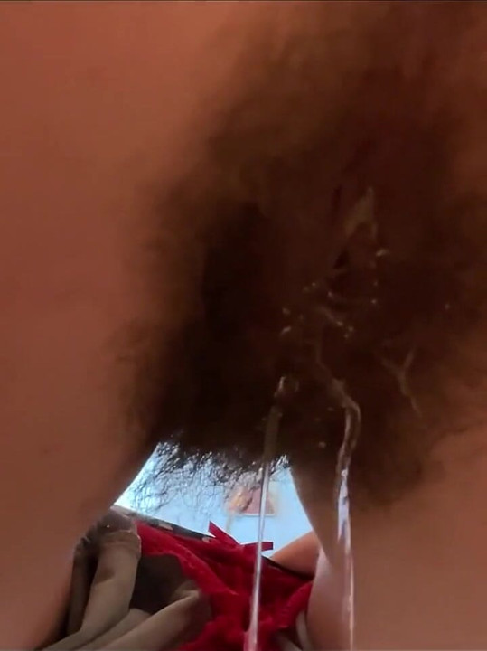 Hairy Pussy Peeing From Behind