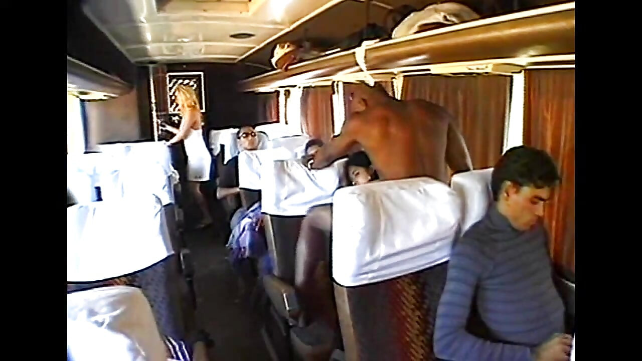 Latina Madness antar ras