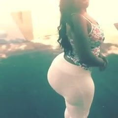 Short Clip but Thick As Hell 1