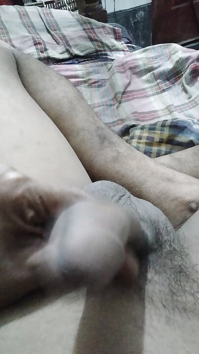 Sou um garoto de Khulna. Não tem certeza do que fazer na história