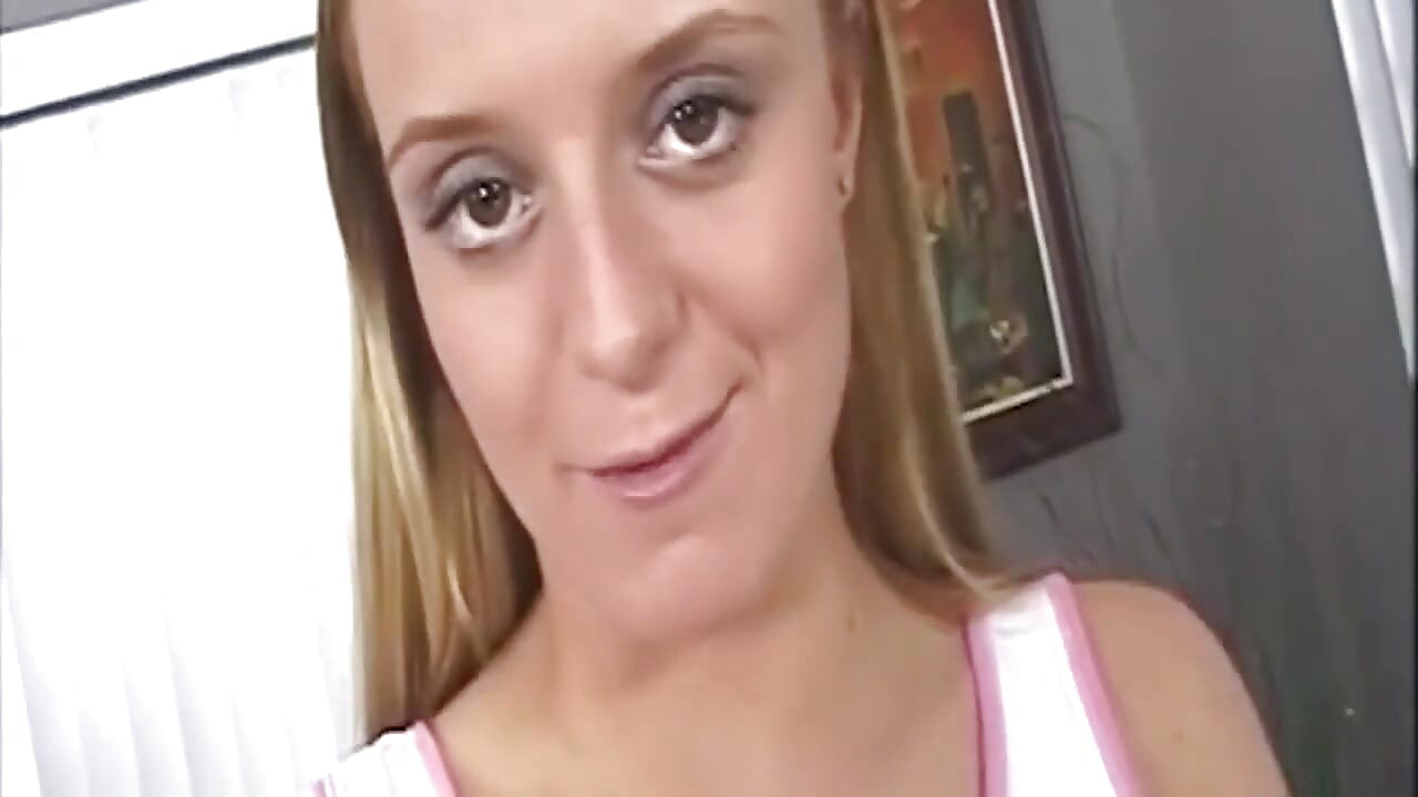 Blonde milf druipt nat van intens beuken en oraal
