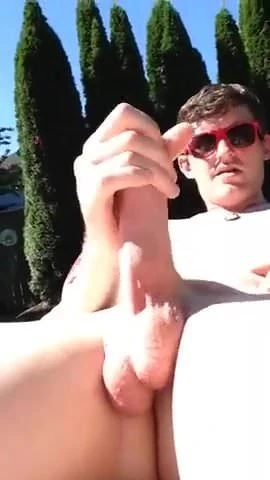 Horny Sexy Outdoor Wanker