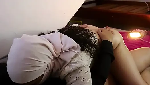Kontrollü amcık mastürbasyonu lezbiyen seks