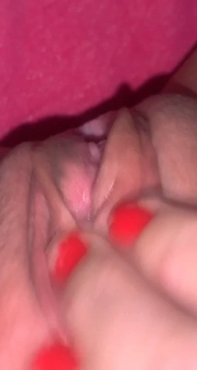 Wifes  slutty squirting pussy
