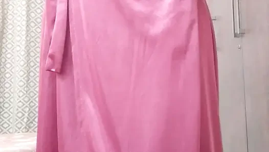 Tubuh seksi dan gaun seksi