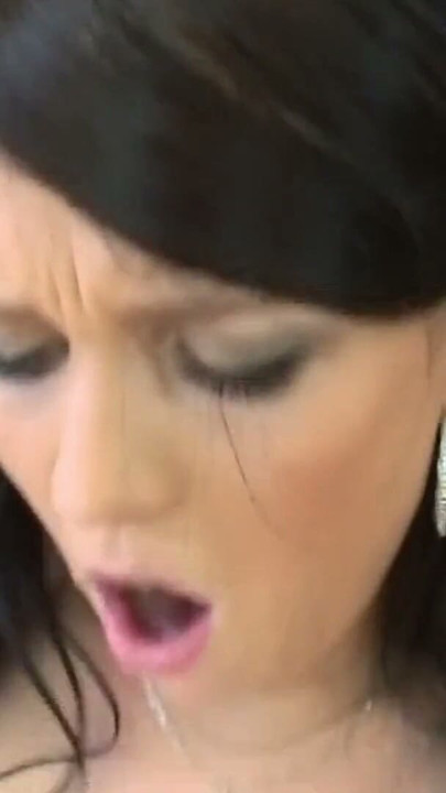Pulling on her brunette hair and spanking her while banging thoroughly excites the pregnant babe | Clip 2