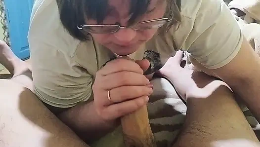 Penis, sperm ve memelerle deney yapıyor