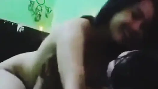 Saudari Tiri Mesumku Mengajak Berhubungan Seks