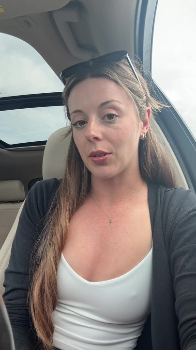 Aritzia Clothing Try-on Orgasm