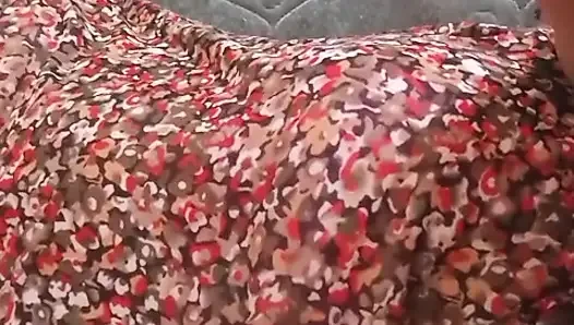 Memek cewek sange ini dientot habis-habisan di kamar mandi sampai matanya merem melek