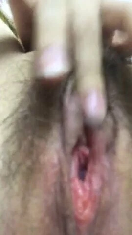 rubbing clit