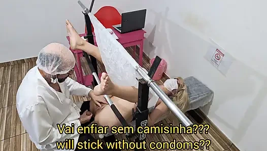 Дешевый и тайный доктор посещает замужнюю женщину