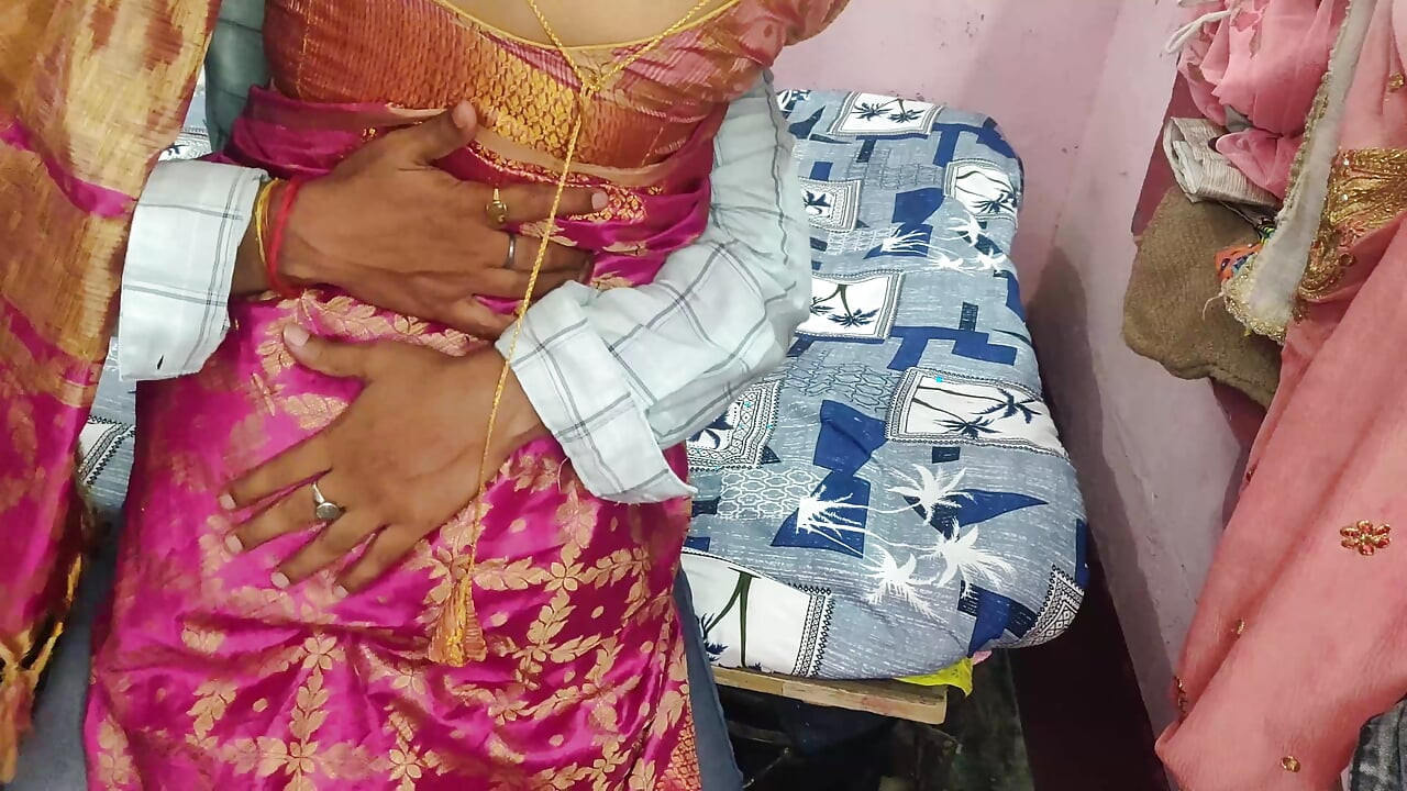 Pertama kali ngentot sama adik tiriku dengan kain sree - aku ngentot adik tiri india yang masih perawan di rumah