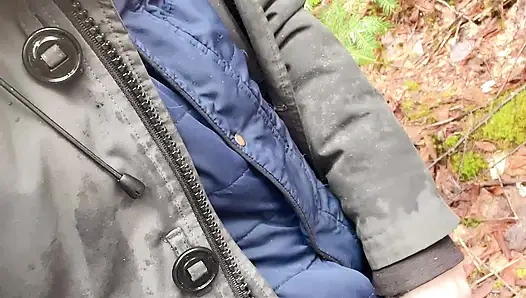 pussy pissing  water on the rock