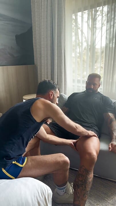 He Booked a Massage. I Ended up Taking That Giant Cock.