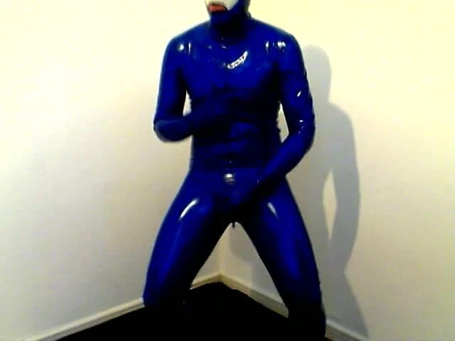 Latex masturbation