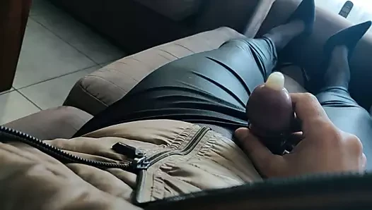 cumming içinde pantyhose, tozluk ve topuklu