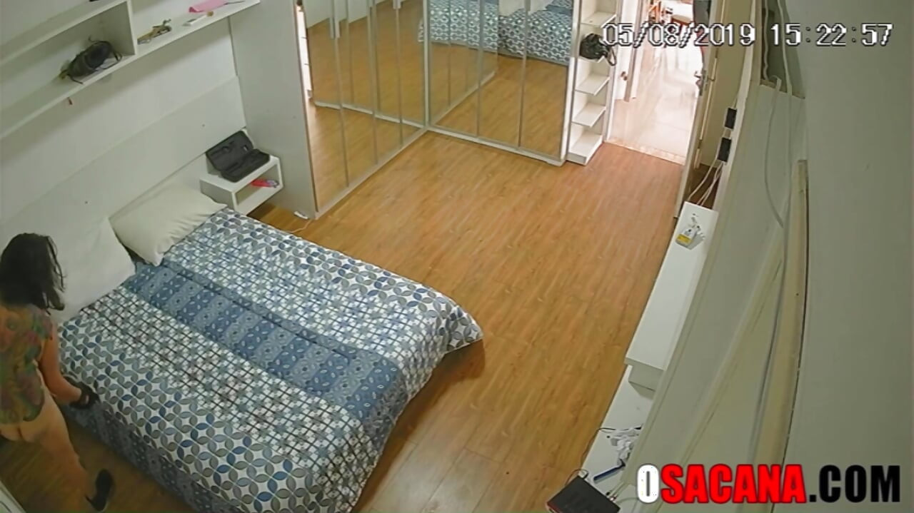 คนวัยใสเย็ดระหว่างออกกําลังกายในยิมในโชว์เรียลลิตี้มือสมัครเล่น