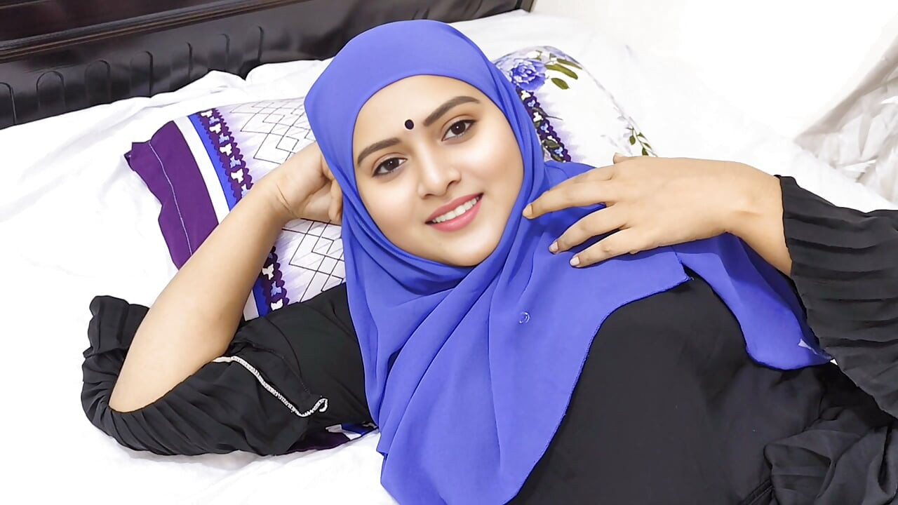 Aunty Doggy. indian beautiful muslim hijabi aunty doggy style hardly fucking video.bangla voice.