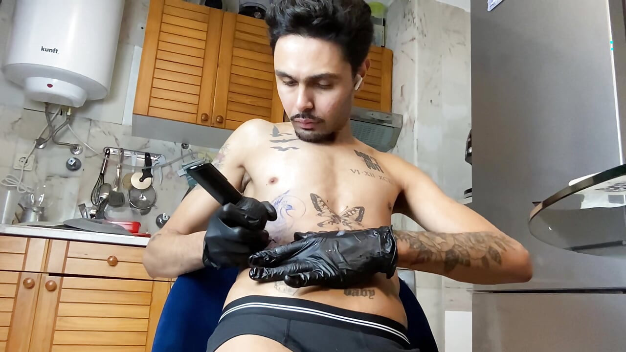 Skinny guy with a big dick sucking himself off and jerking off.